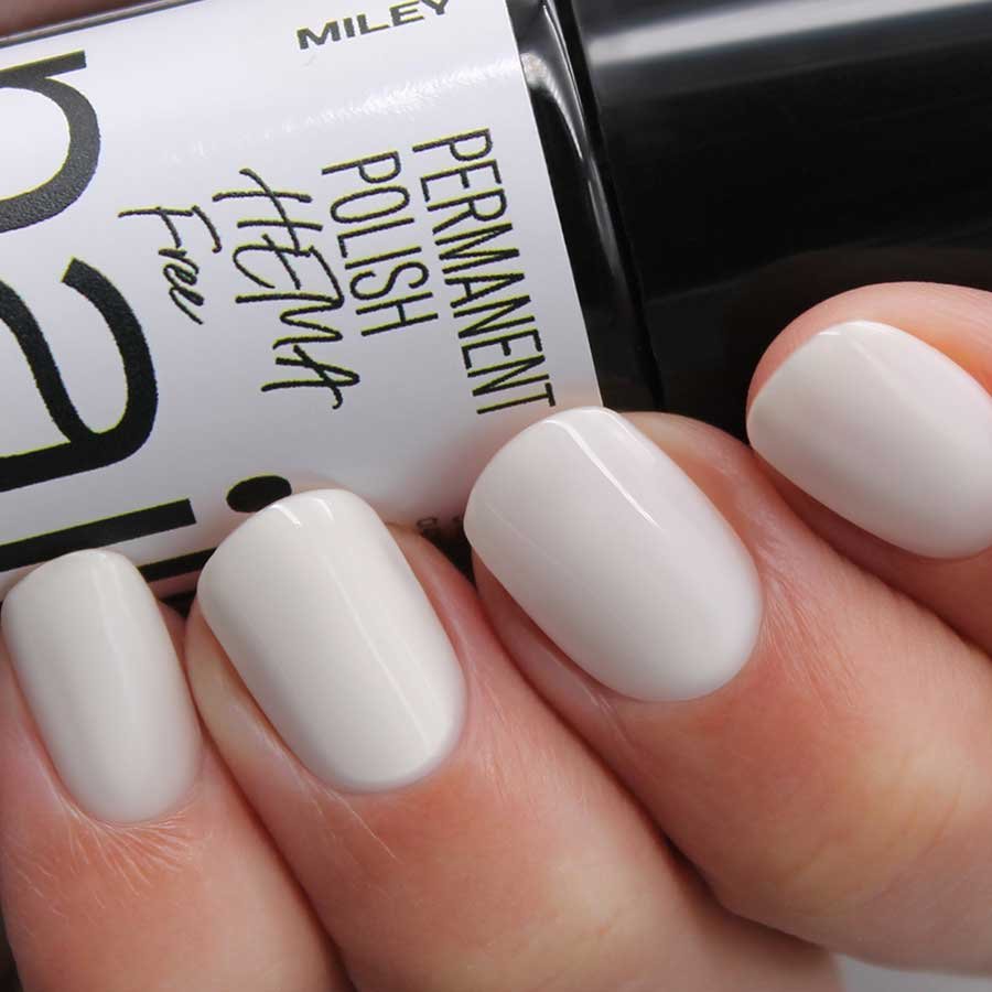esmalte semipermanente HEMA Free manicura francesa blanco roto